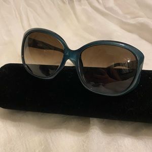 Fendi sunglasses. Oval shape